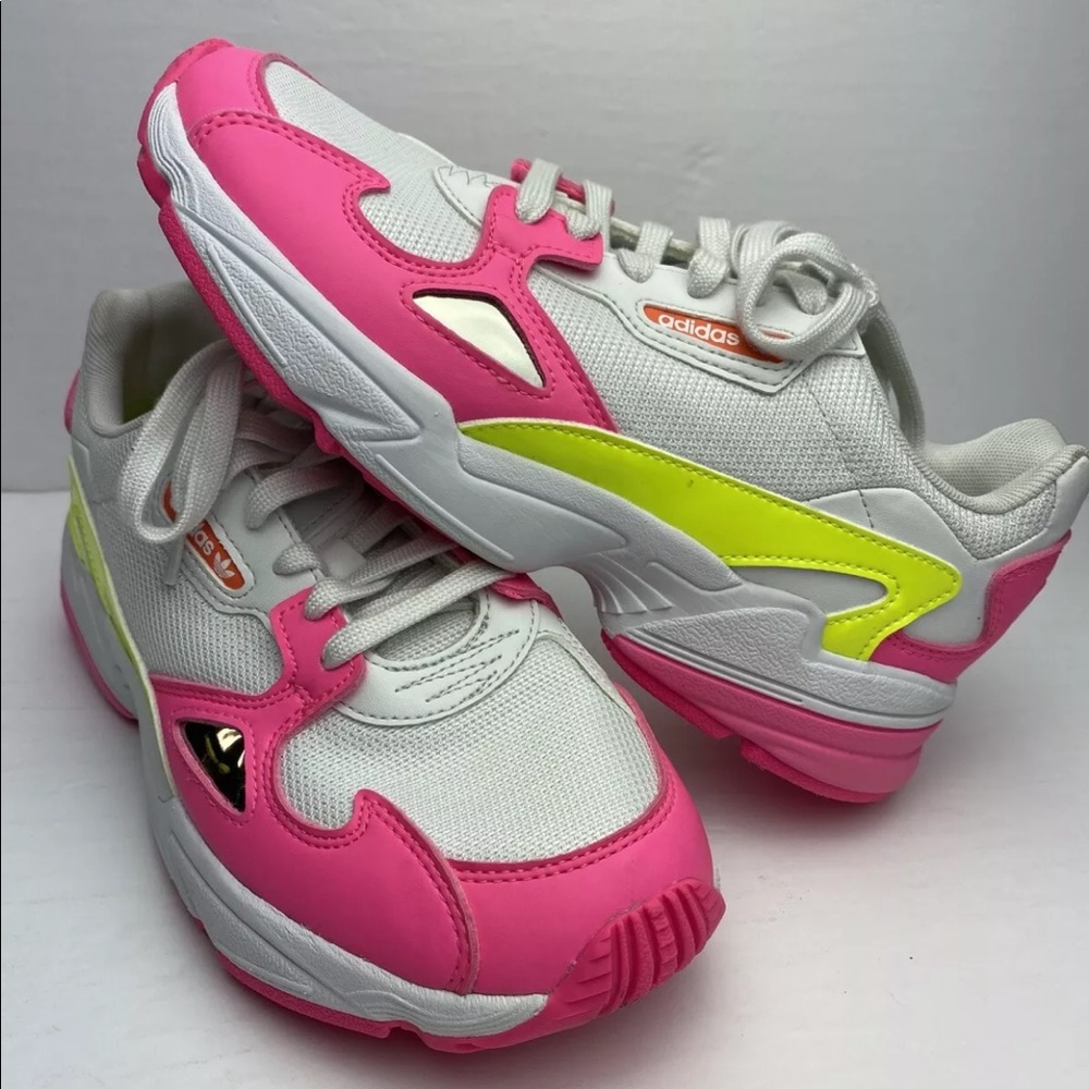 Adidas Torsion X Womans White And Pink Size 8